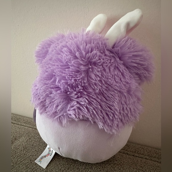 Nwt 8" Dilka the Bigfoot Squishmallow - Picture 4 of 6